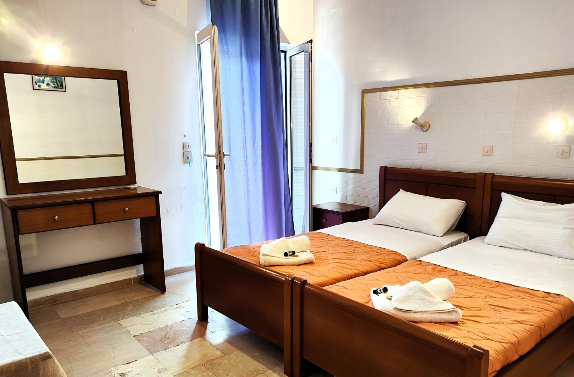 Eleni Apartments Sant George Beach Agios Georgios  Exterior foto